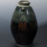 Jeff van den Broeck, Tall & large pot, stoneware, 2019